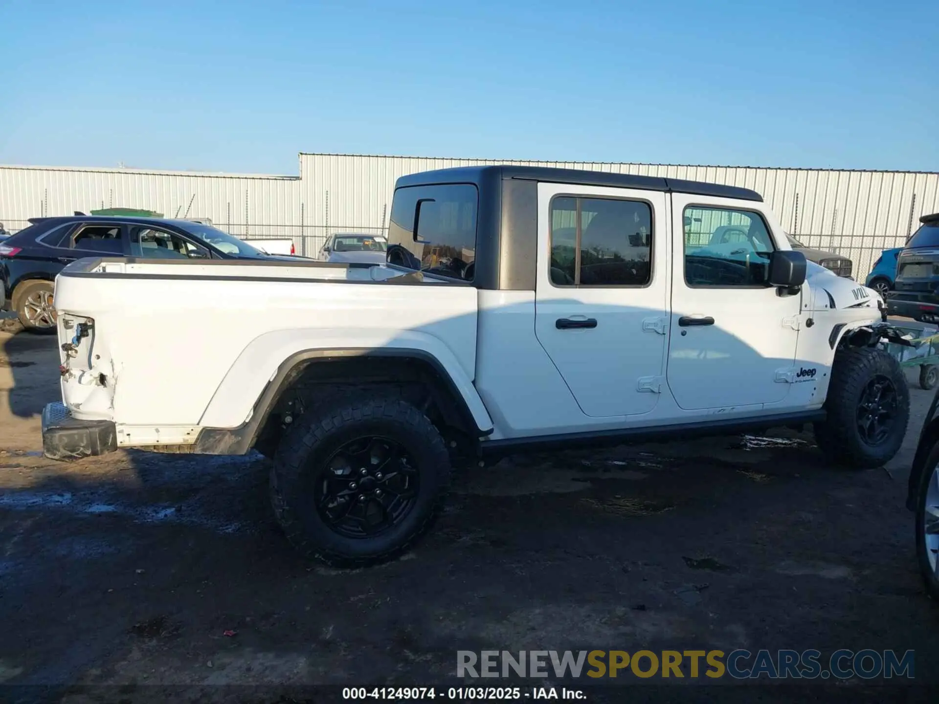 14 Photograph of a damaged car 1C6HJTAGXPL527086 JEEP GLADIATOR 2023