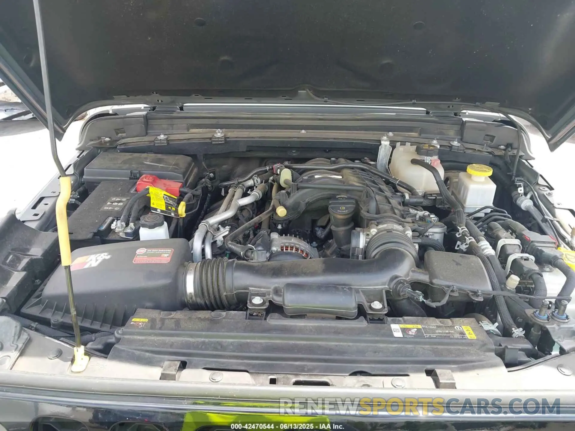 10 Photograph of a damaged car 1C6HJTAGXPL531557 JEEP GLADIATOR 2023