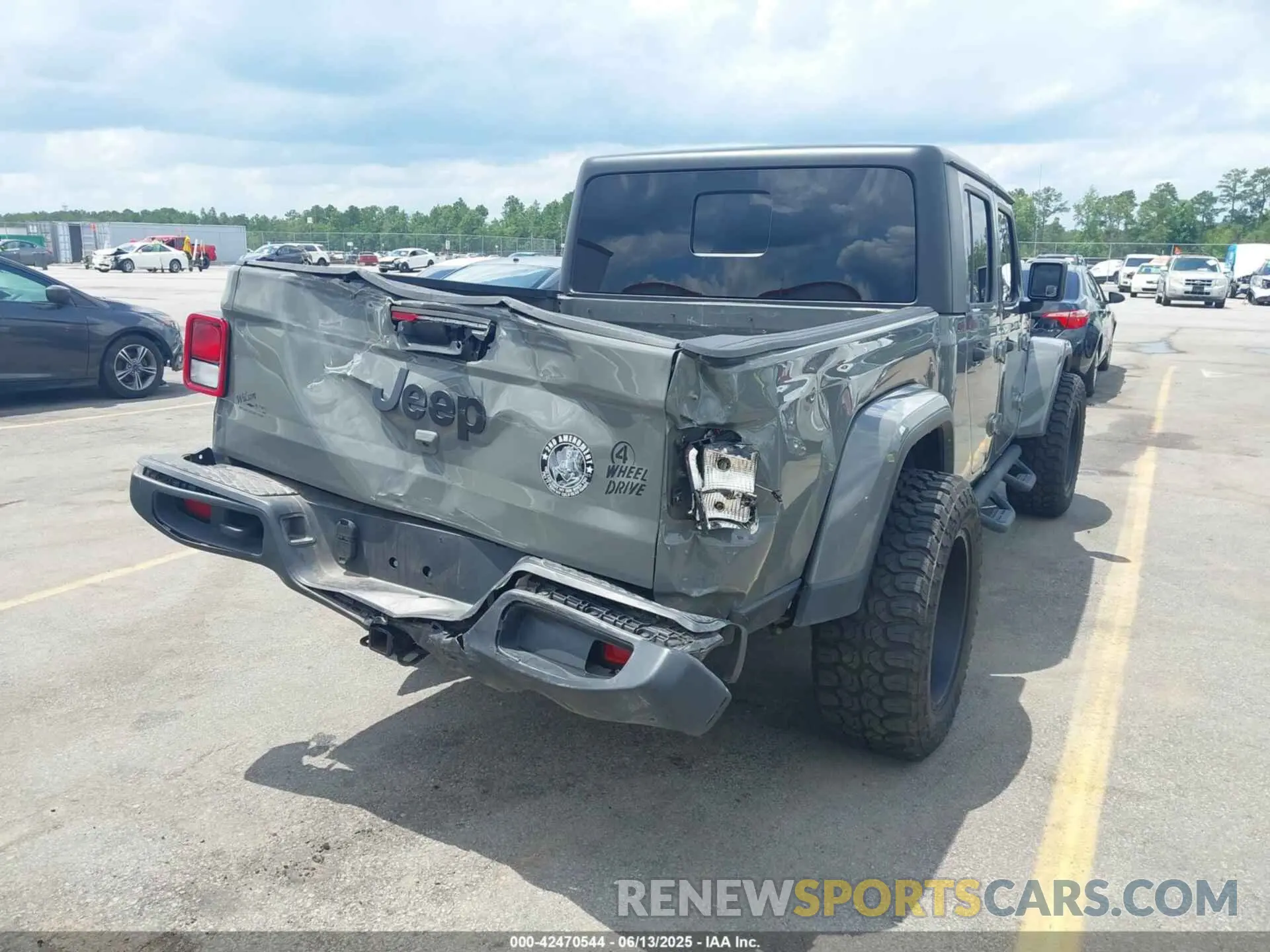 6 Photograph of a damaged car 1C6HJTAGXPL531557 JEEP GLADIATOR 2023