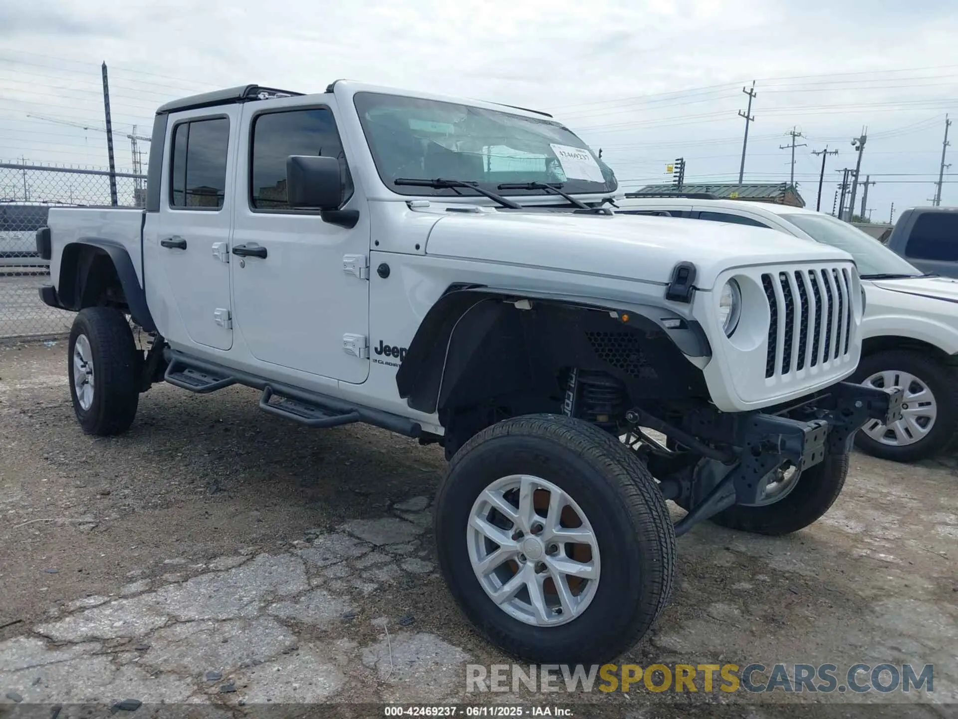1 Photograph of a damaged car 1C6HJTAGXPL579320 JEEP GLADIATOR 2023