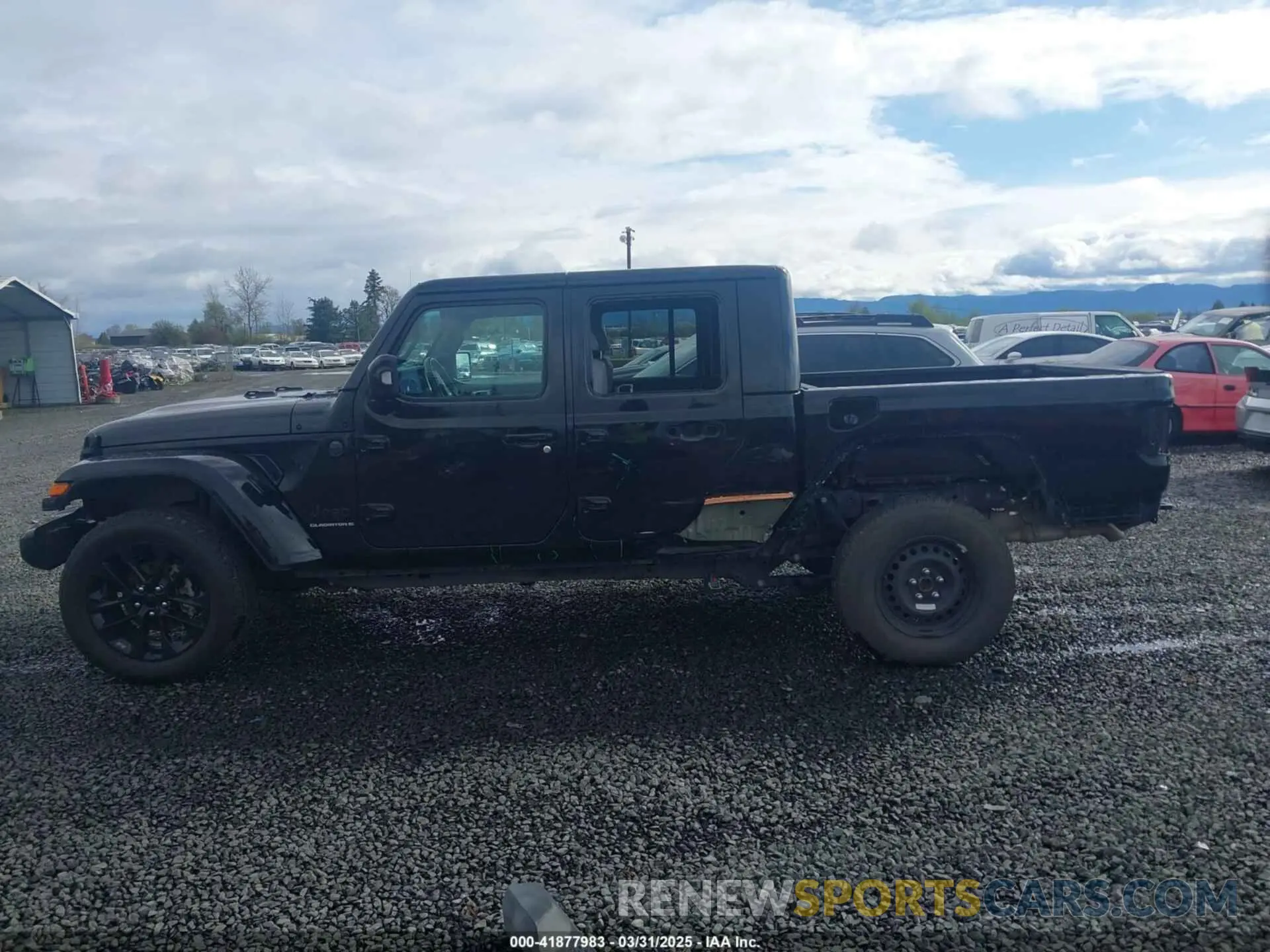 15 Photograph of a damaged car 1C6HJTFG0PL504618 JEEP GLADIATOR 2023