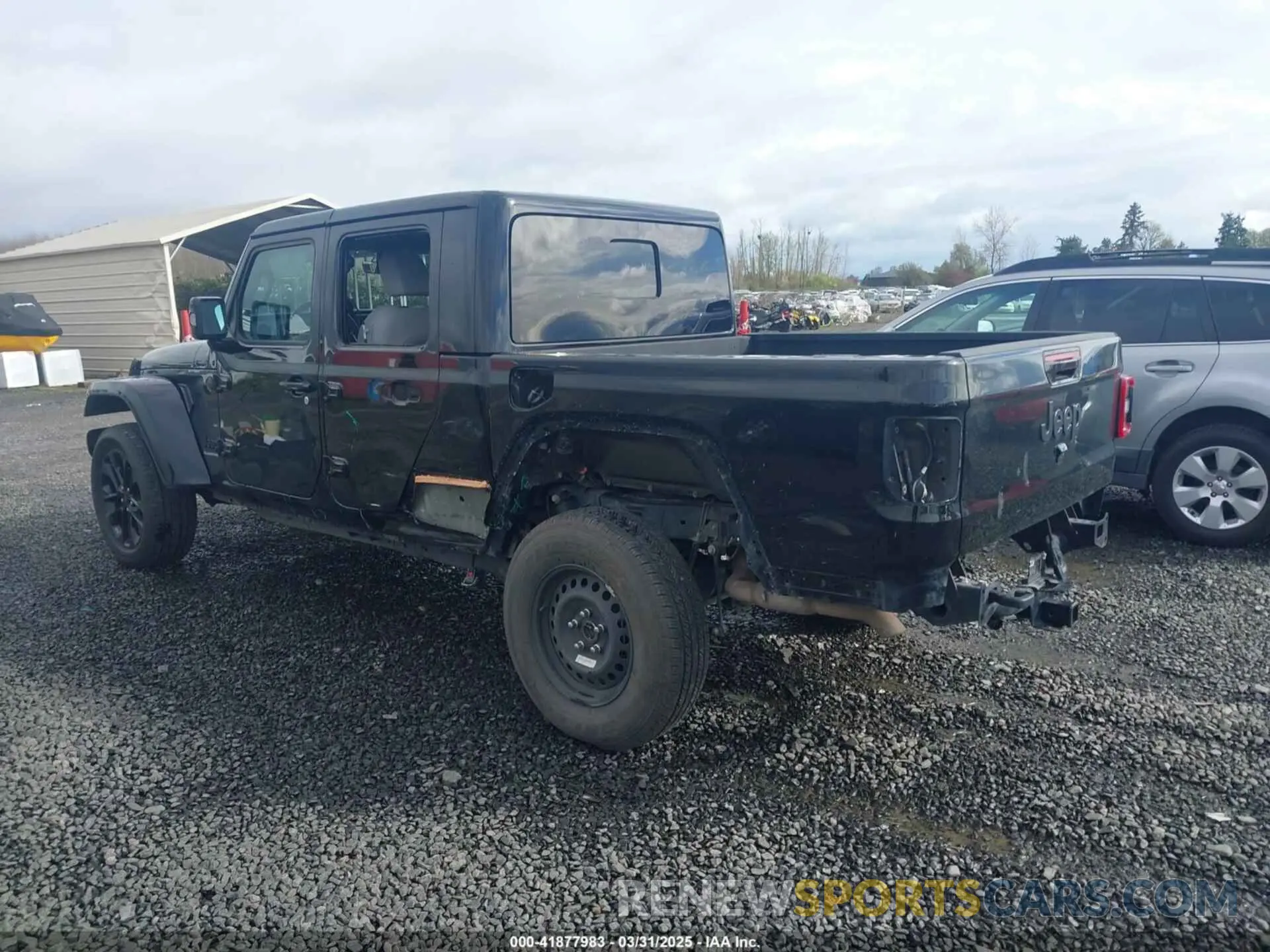 3 Photograph of a damaged car 1C6HJTFG0PL504618 JEEP GLADIATOR 2023