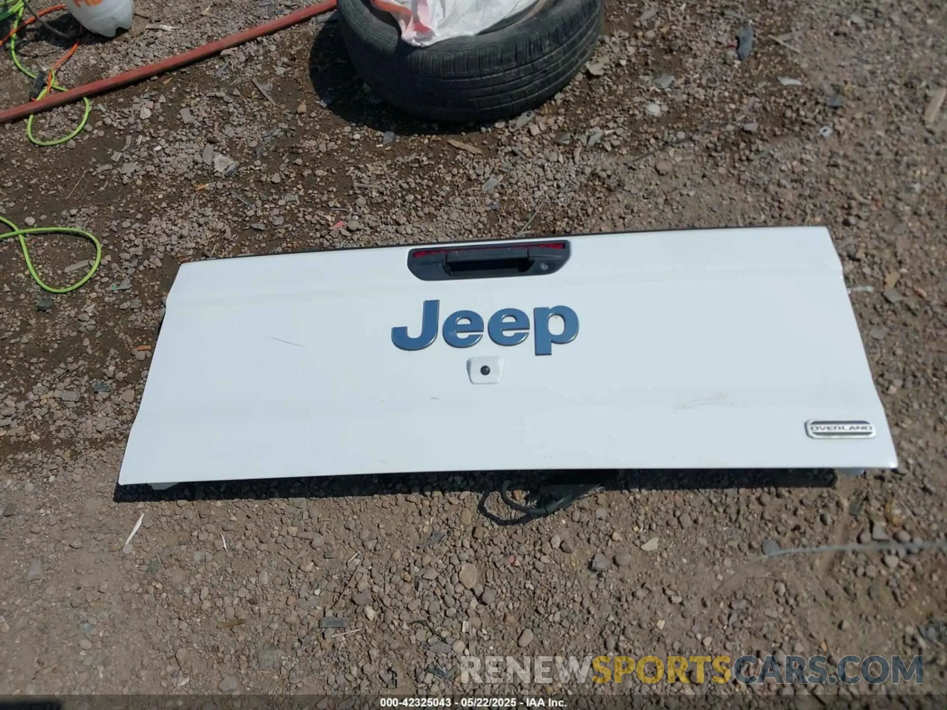 12 Photograph of a damaged car 1C6HJTFG0PL514419 JEEP GLADIATOR 2023