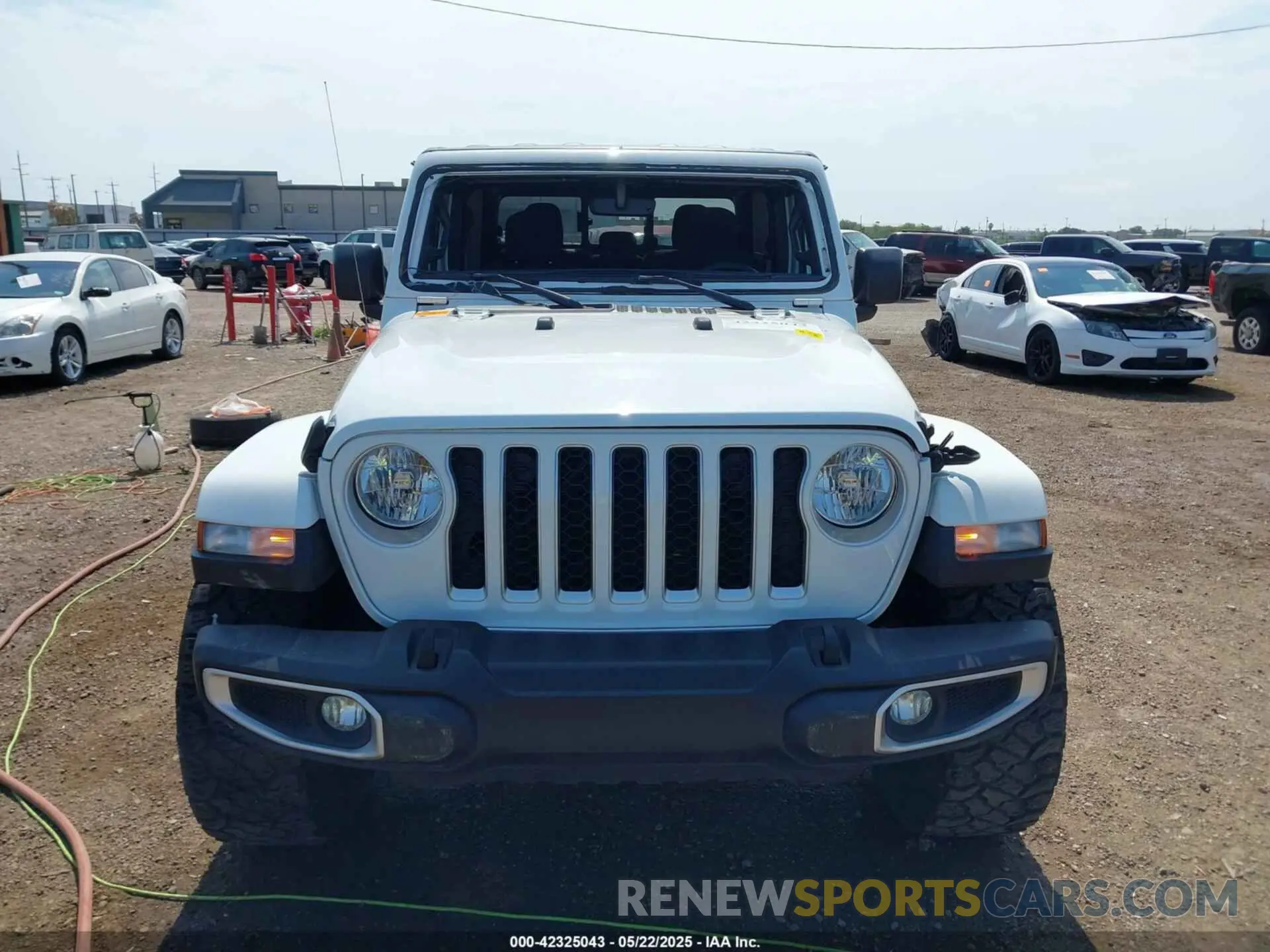 13 Photograph of a damaged car 1C6HJTFG0PL514419 JEEP GLADIATOR 2023