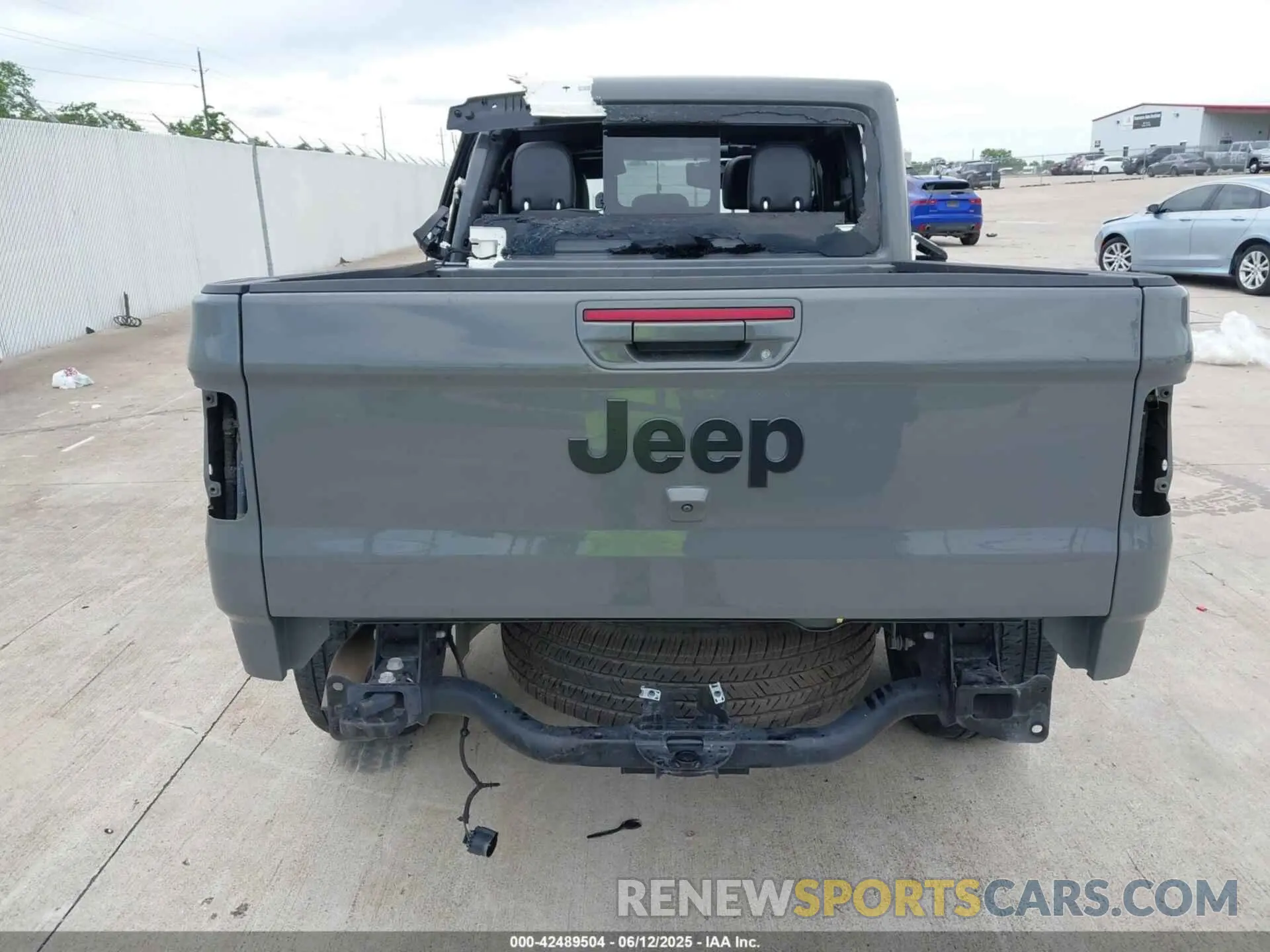 15 Photograph of a damaged car 1C6HJTFG1PL542536 JEEP GLADIATOR 2023
