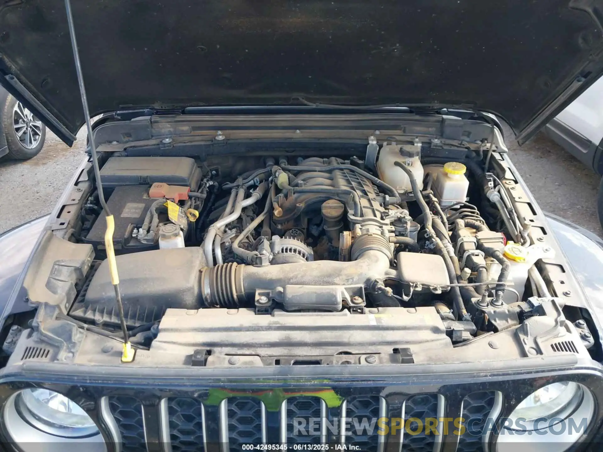 10 Photograph of a damaged car 1C6HJTFG2PL552850 JEEP GLADIATOR 2023