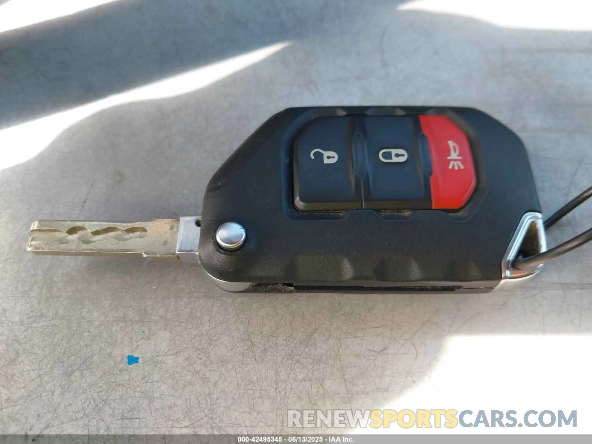 11 Photograph of a damaged car 1C6HJTFG2PL552850 JEEP GLADIATOR 2023