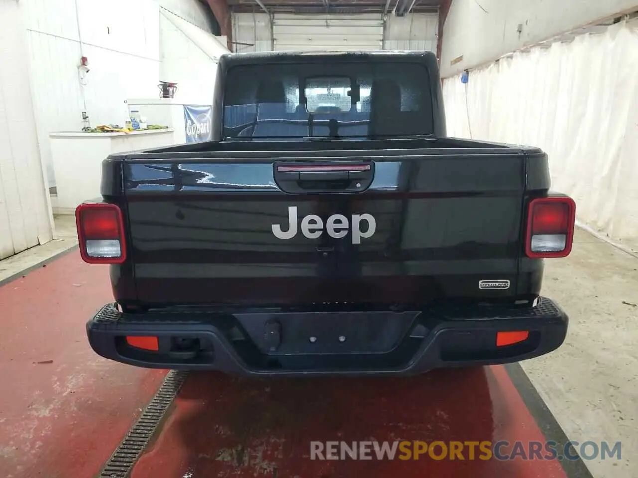 6 Photograph of a damaged car 1C6HJTFG3PL564098 JEEP GLADIATOR 2023