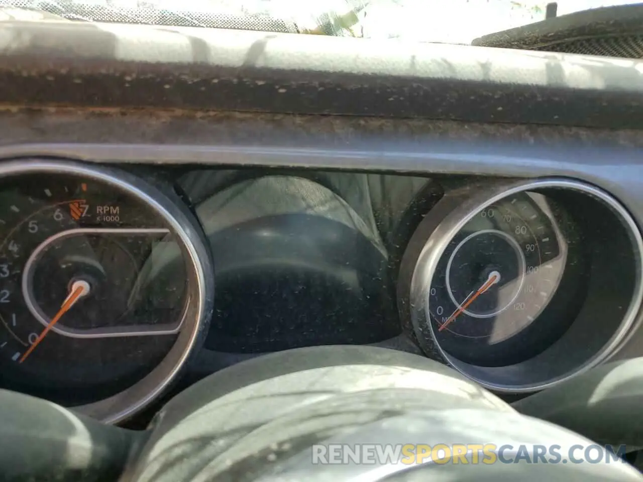 9 Photograph of a damaged car 1C6HJTFG3PL564263 JEEP GLADIATOR 2023