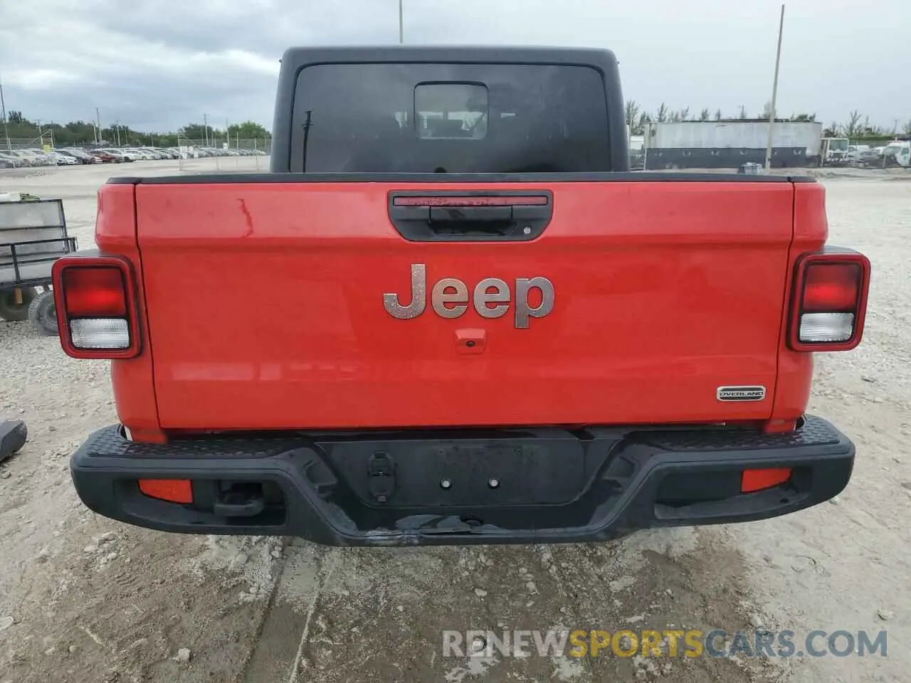 6 Photograph of a damaged car 1C6HJTFG4PL560870 JEEP GLADIATOR 2023