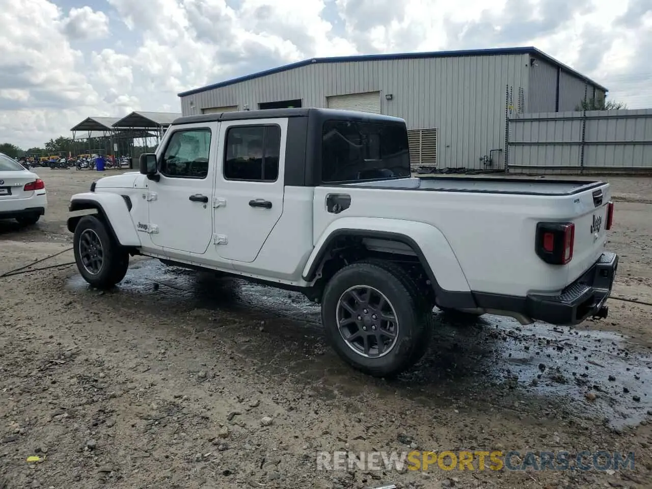 2 Photograph of a damaged car 1C6HJTFG4PL566037 JEEP GLADIATOR 2023