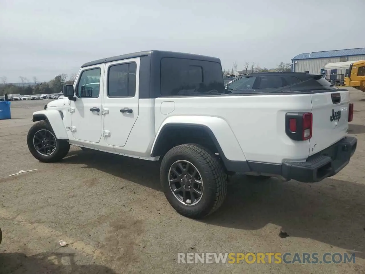 2 Photograph of a damaged car 1C6HJTFG5PL523391 JEEP GLADIATOR 2023
