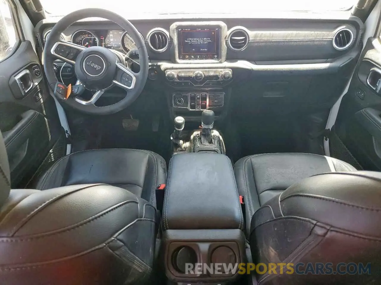 8 Photograph of a damaged car 1C6HJTFG8PL553372 JEEP GLADIATOR 2023
