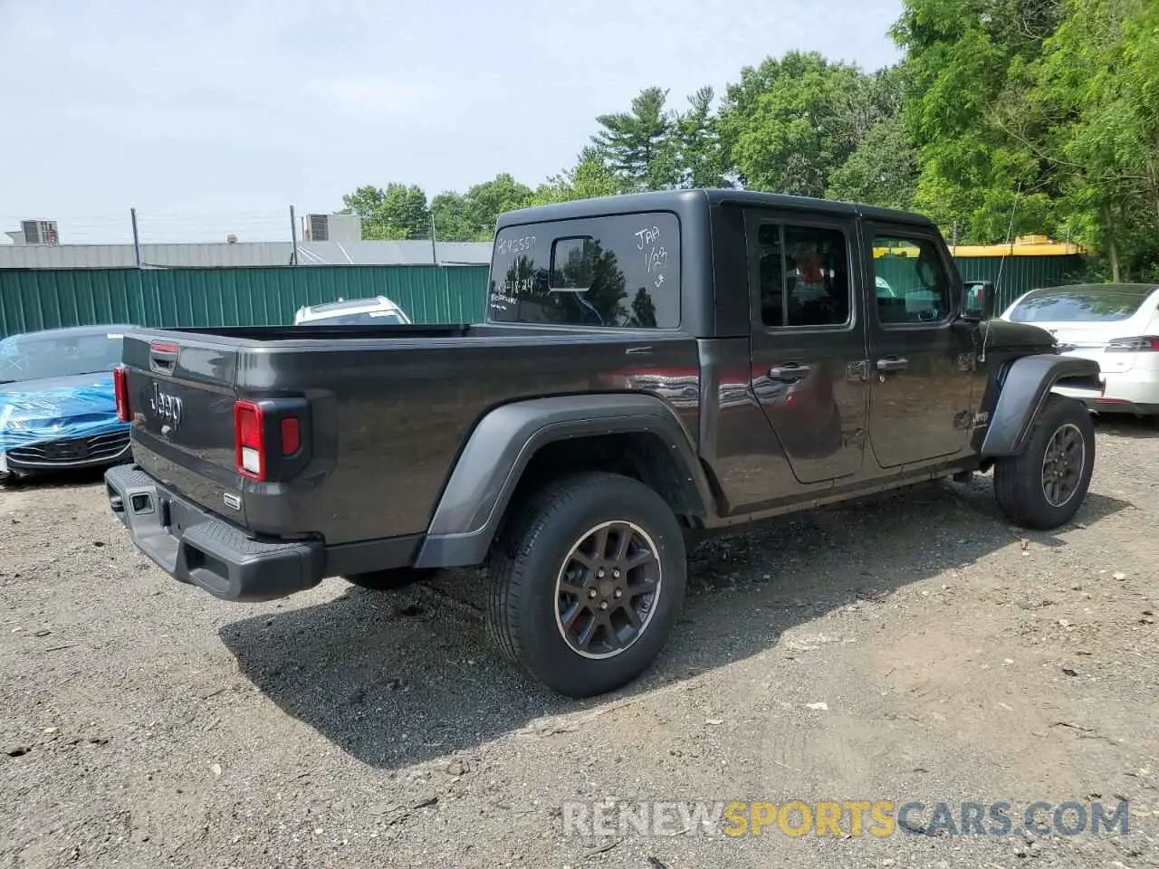 3 Photograph of a damaged car 1C6HJTFGXPL523659 JEEP GLADIATOR 2023