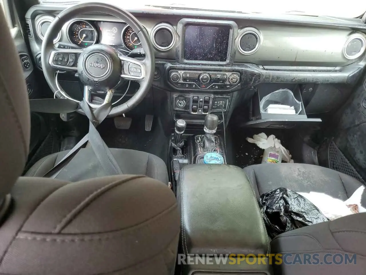 8 Photograph of a damaged car 1C6HJTFGXPL523659 JEEP GLADIATOR 2023
