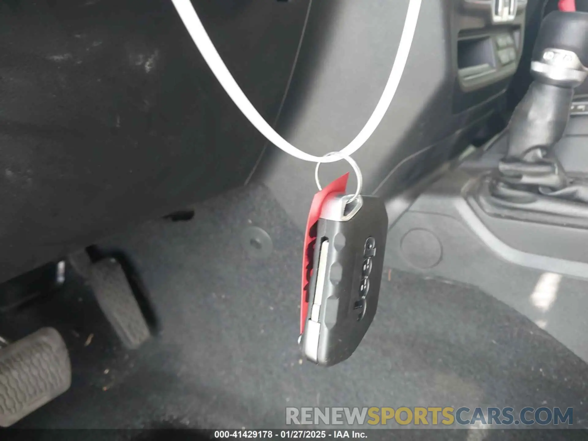 11 Photograph of a damaged car 1C6JJTAG4PL550025 JEEP GLADIATOR 2023