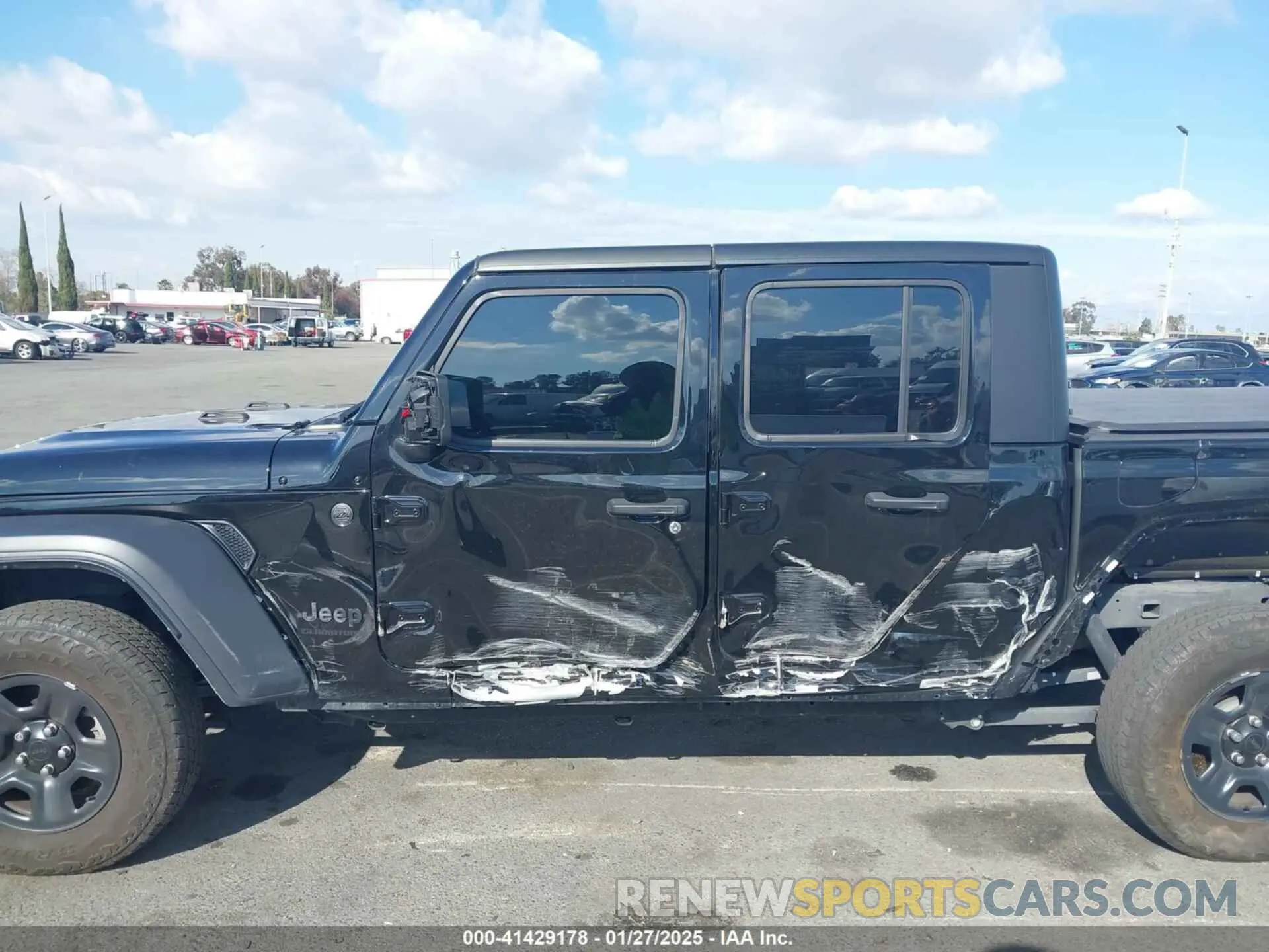 14 Photograph of a damaged car 1C6JJTAG4PL550025 JEEP GLADIATOR 2023
