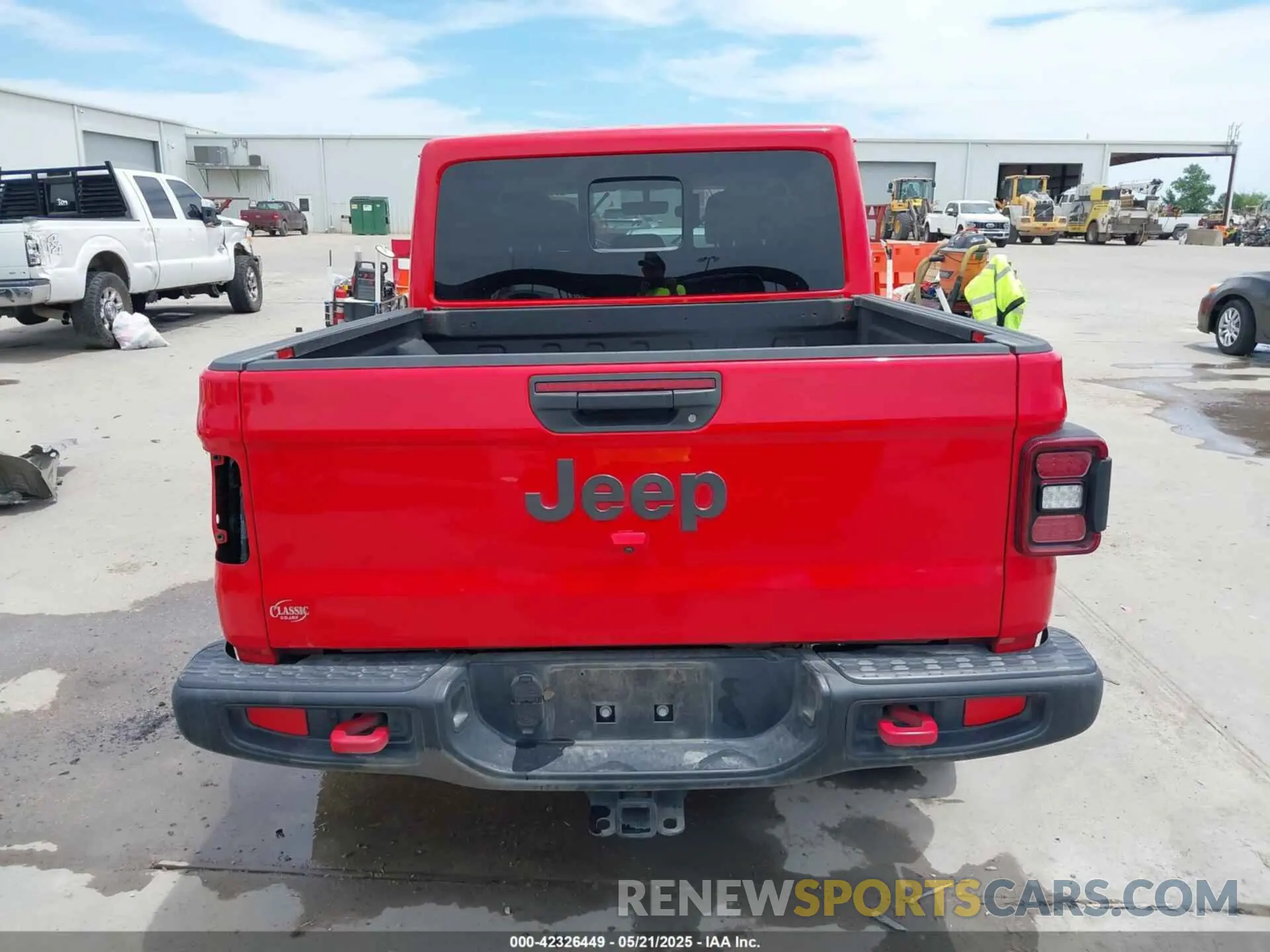 16 Photograph of a damaged car 1C6JJTBG2PL509200 JEEP GLADIATOR 2023