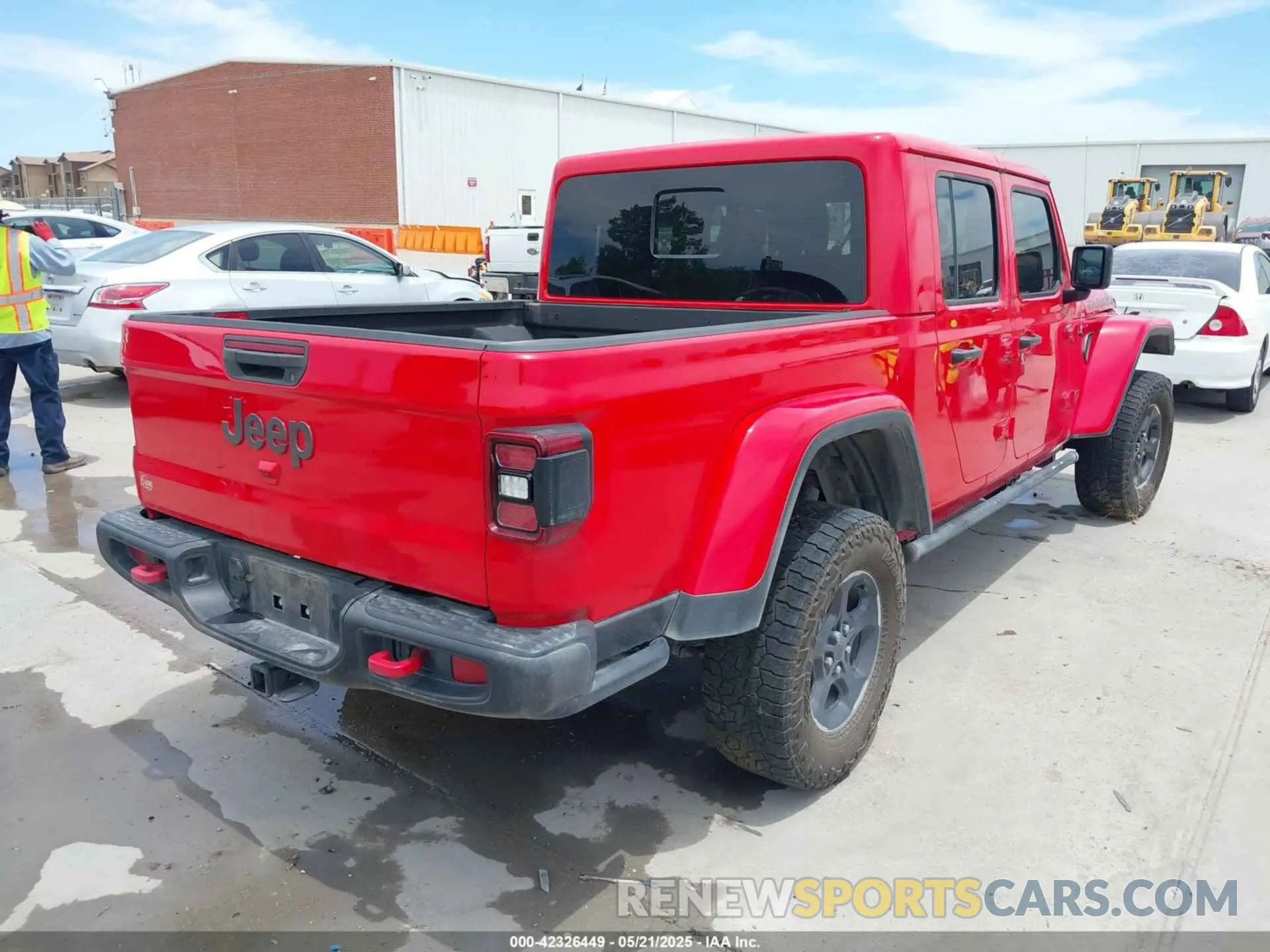 4 Photograph of a damaged car 1C6JJTBG2PL509200 JEEP GLADIATOR 2023