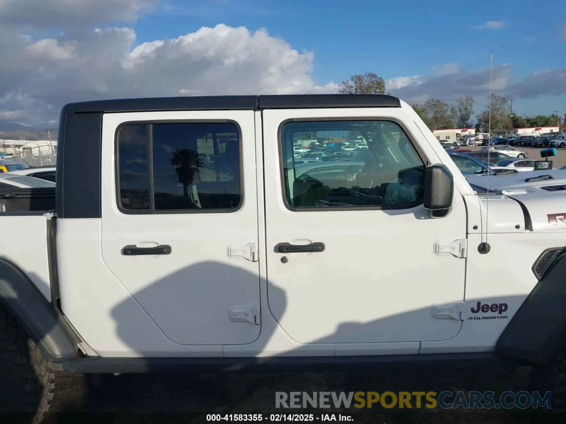 13 Photograph of a damaged car 1C6JJTBG5PL566958 JEEP GLADIATOR 2023