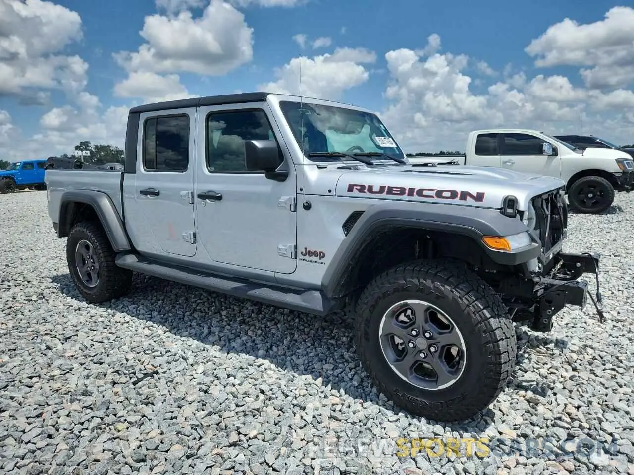 4 Photograph of a damaged car 1C6JJTBG5PL585901 JEEP GLADIATOR 2023
