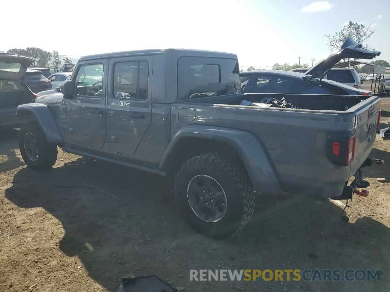 2 Photograph of a damaged car 1C6JJTBG8PL550219 JEEP GLADIATOR 2023