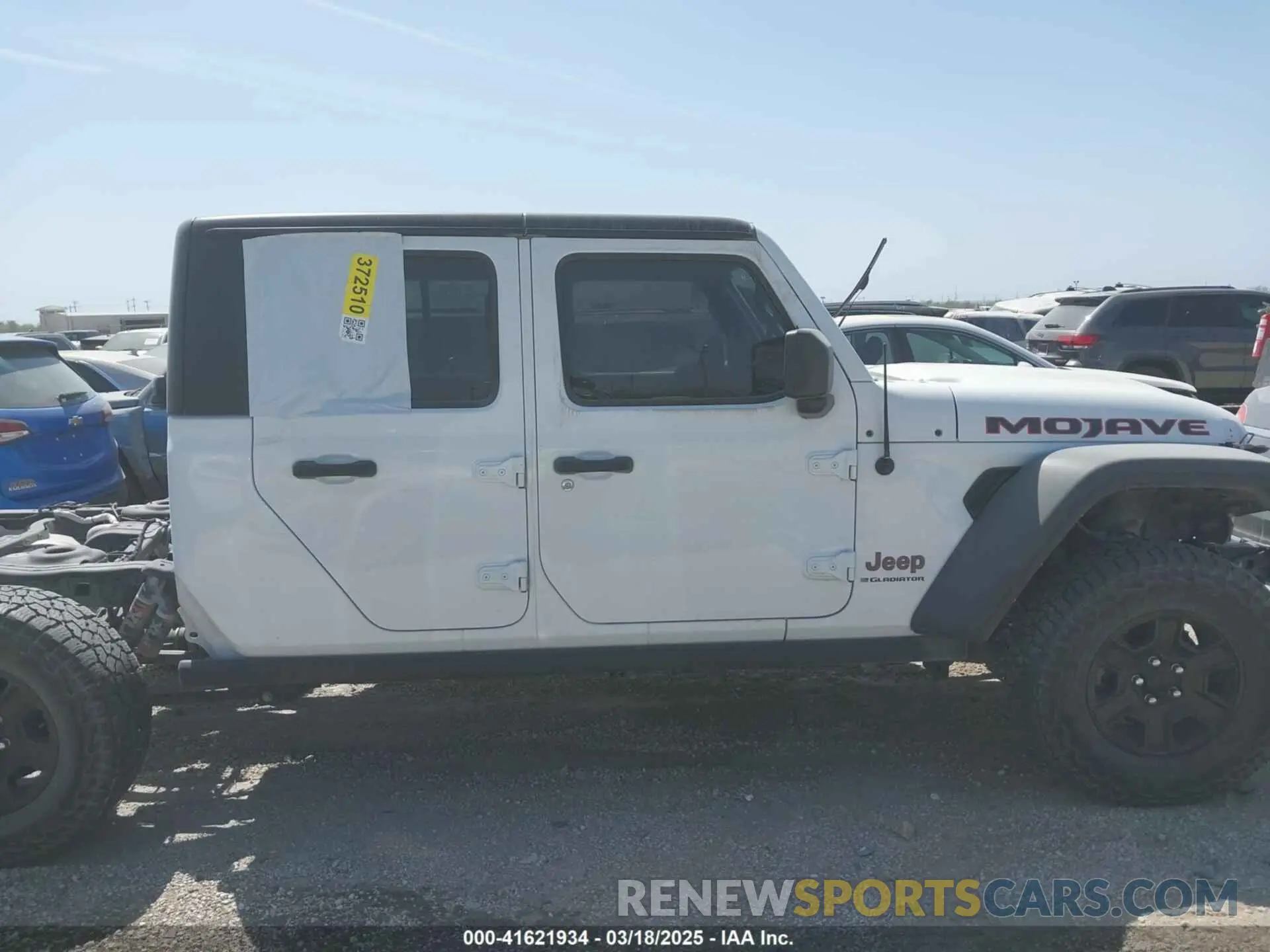 13 Photograph of a damaged car 1C6JJTEG0PL536472 JEEP GLADIATOR 2023