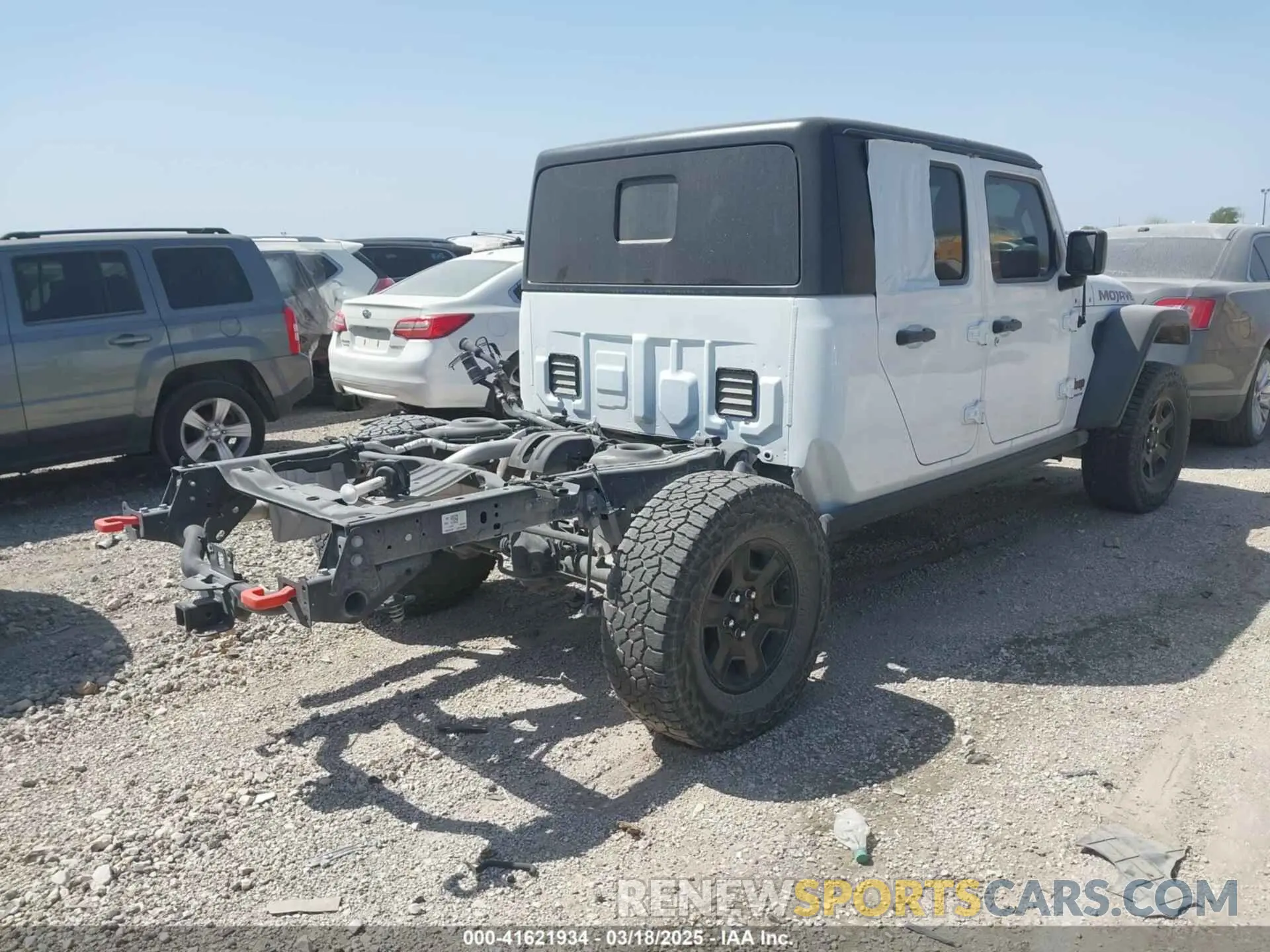 4 Photograph of a damaged car 1C6JJTEG0PL536472 JEEP GLADIATOR 2023