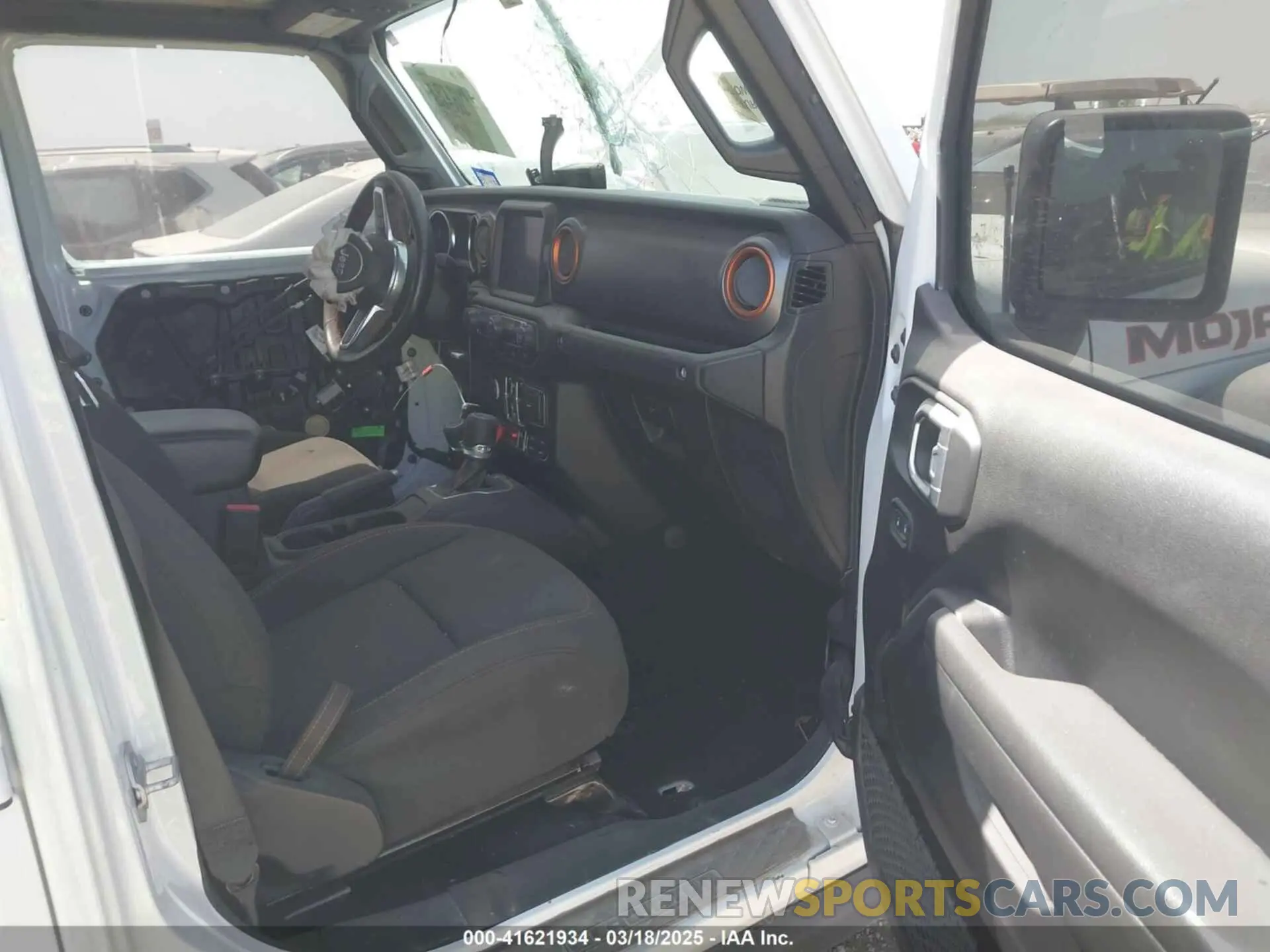 5 Photograph of a damaged car 1C6JJTEG0PL536472 JEEP GLADIATOR 2023