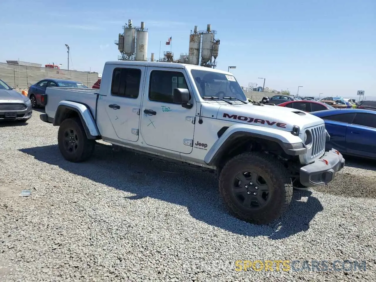 4 Photograph of a damaged car 1C6JJTEG9PL524790 JEEP GLADIATOR 2023