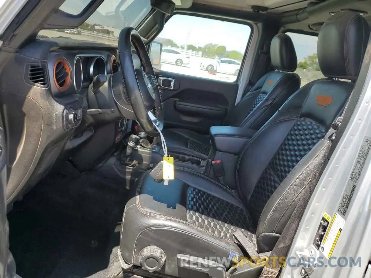 7 Photograph of a damaged car 1C6JJTEG9PL524790 JEEP GLADIATOR 2023