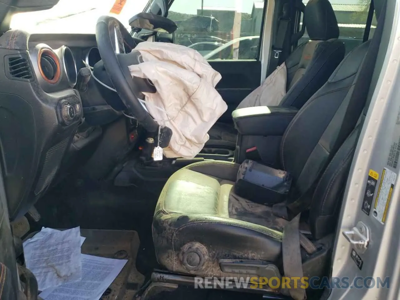 7 Photograph of a damaged car 1C6JJTEG9PL587727 JEEP GLADIATOR 2023