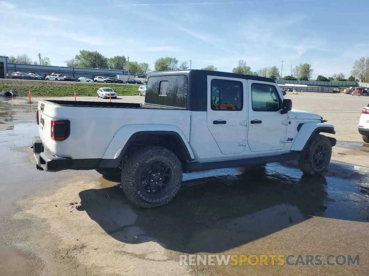 3 Photograph of a damaged car 1C6HJTAG0RL121370 JEEP GLADIATOR 2024