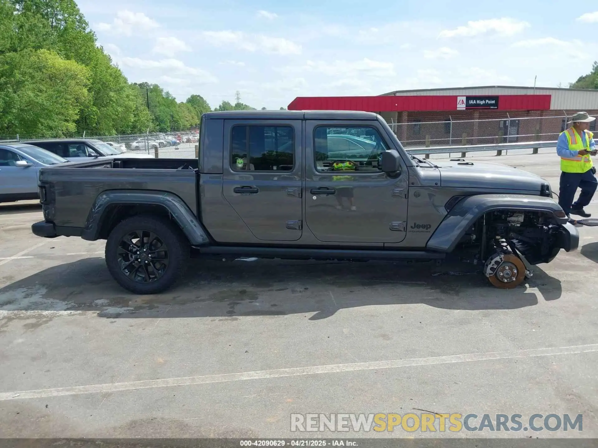 14 Photograph of a damaged car 1C6HJTAG0RL131543 JEEP GLADIATOR 2024