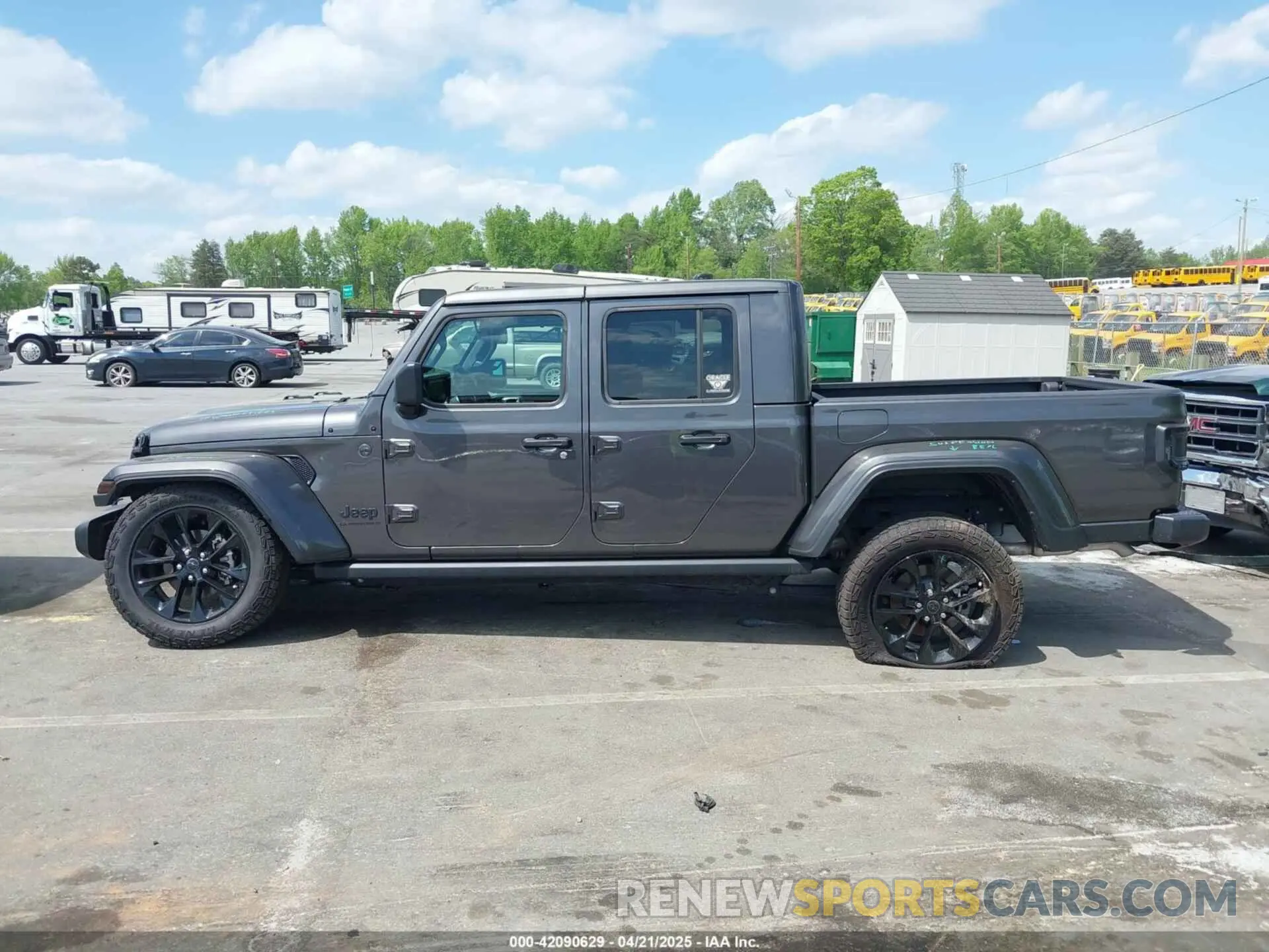 15 Photograph of a damaged car 1C6HJTAG0RL131543 JEEP GLADIATOR 2024