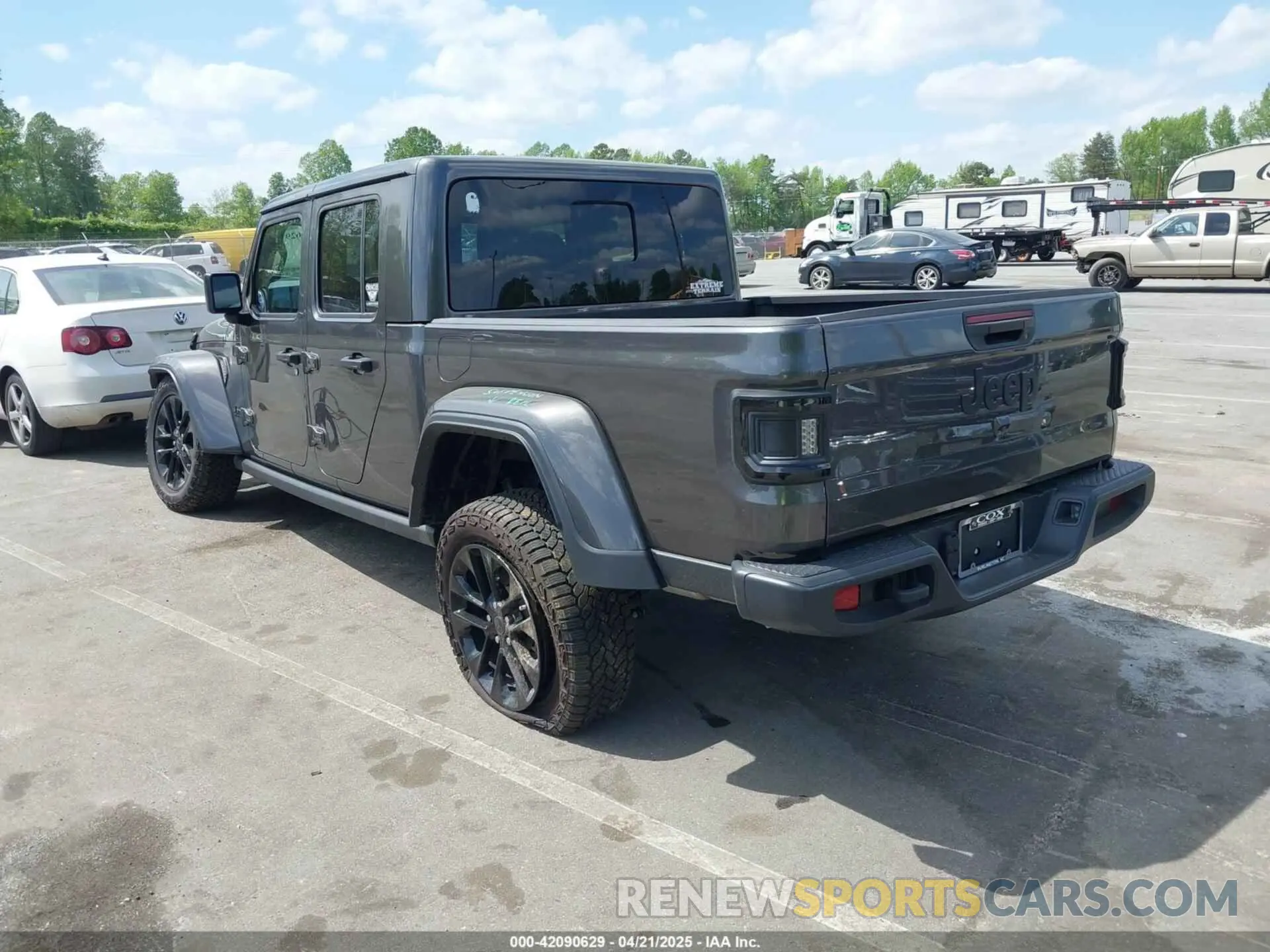 3 Photograph of a damaged car 1C6HJTAG0RL131543 JEEP GLADIATOR 2024