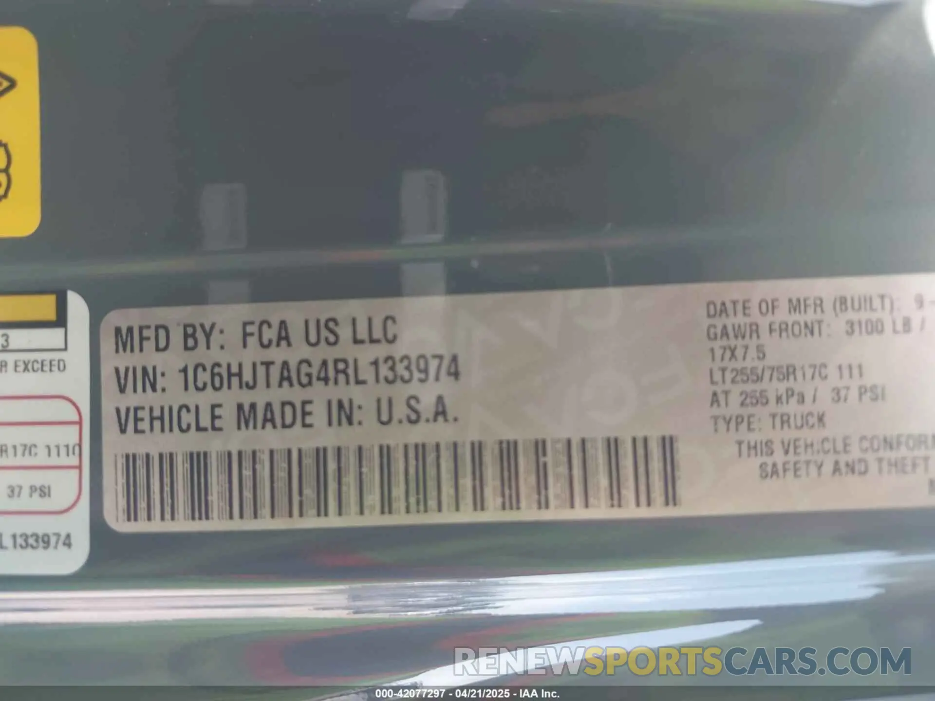 9 Photograph of a damaged car 1C6HJTAG4RL133974 JEEP GLADIATOR 2024