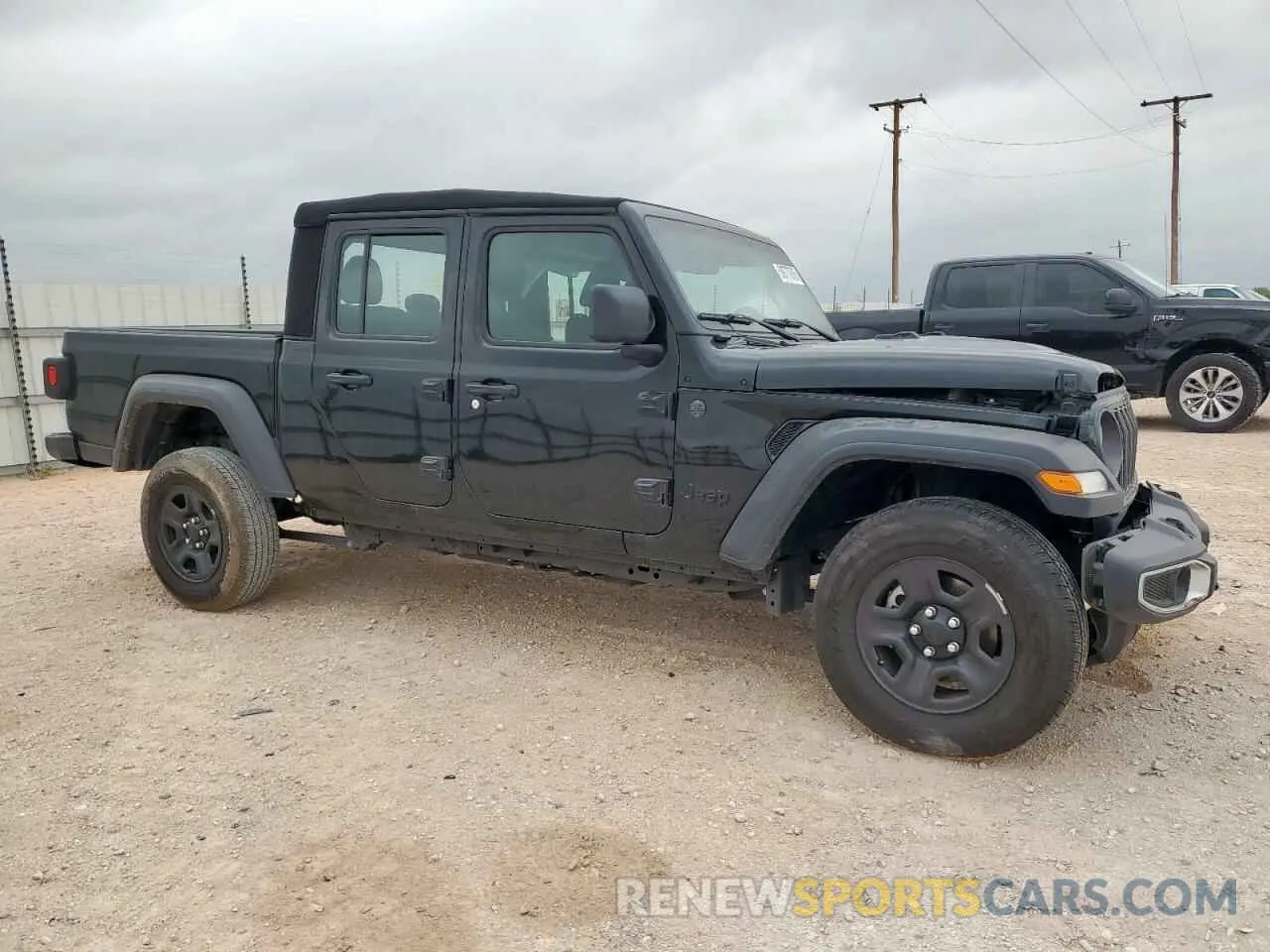 4 Photograph of a damaged car 1C6HJTAG8RL131113 JEEP GLADIATOR 2024