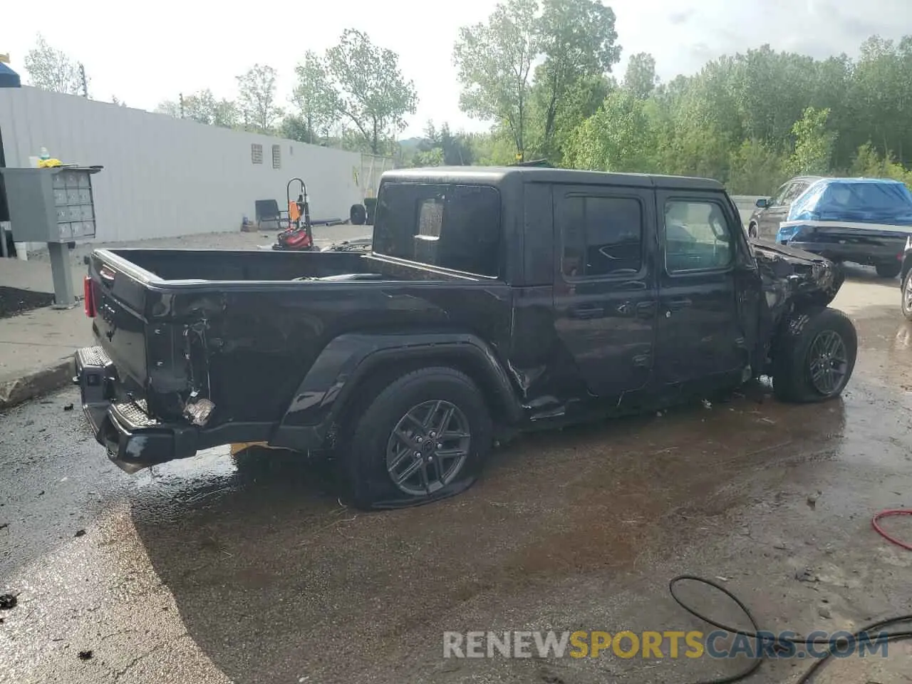 3 Photograph of a damaged car 1C6HJTAGXRL109663 JEEP GLADIATOR 2024