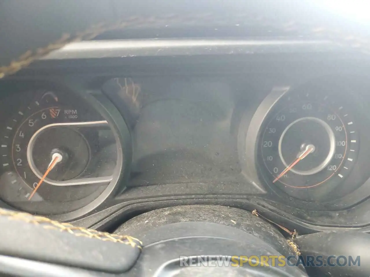 9 Photograph of a damaged car 1C6HJTAGXRL109663 JEEP GLADIATOR 2024
