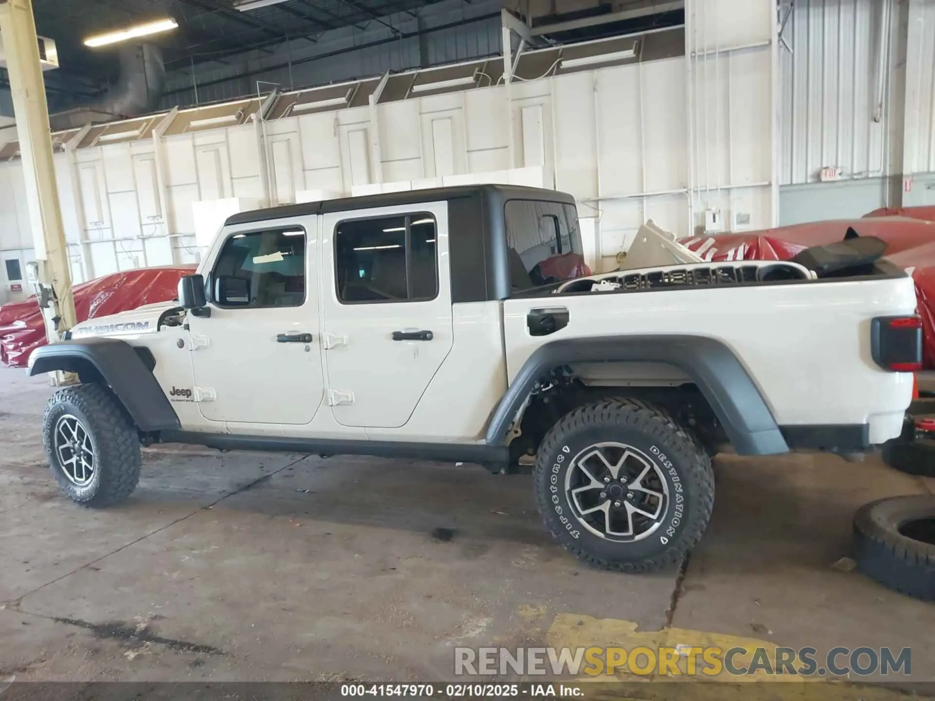 15 Photograph of a damaged car 1C6JJTBG0RL107582 JEEP GLADIATOR 2024