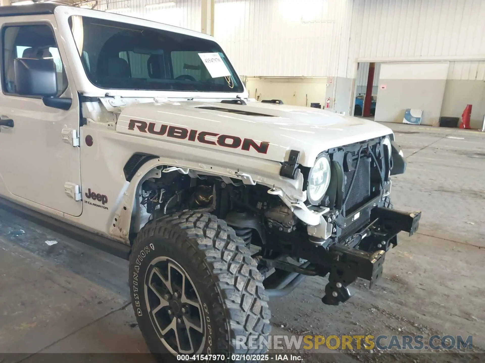 21 Photograph of a damaged car 1C6JJTBG0RL107582 JEEP GLADIATOR 2024