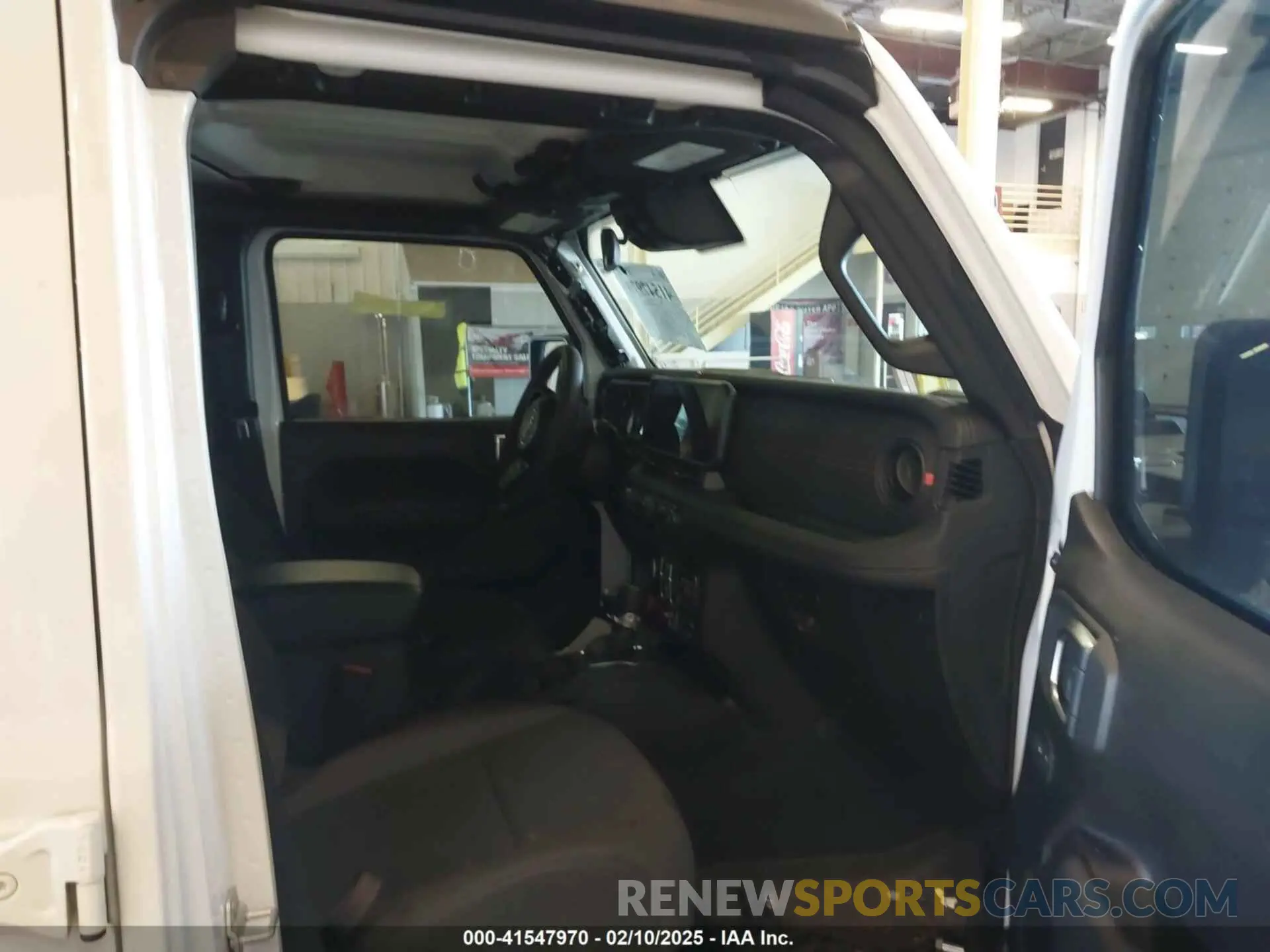 5 Photograph of a damaged car 1C6JJTBG0RL107582 JEEP GLADIATOR 2024