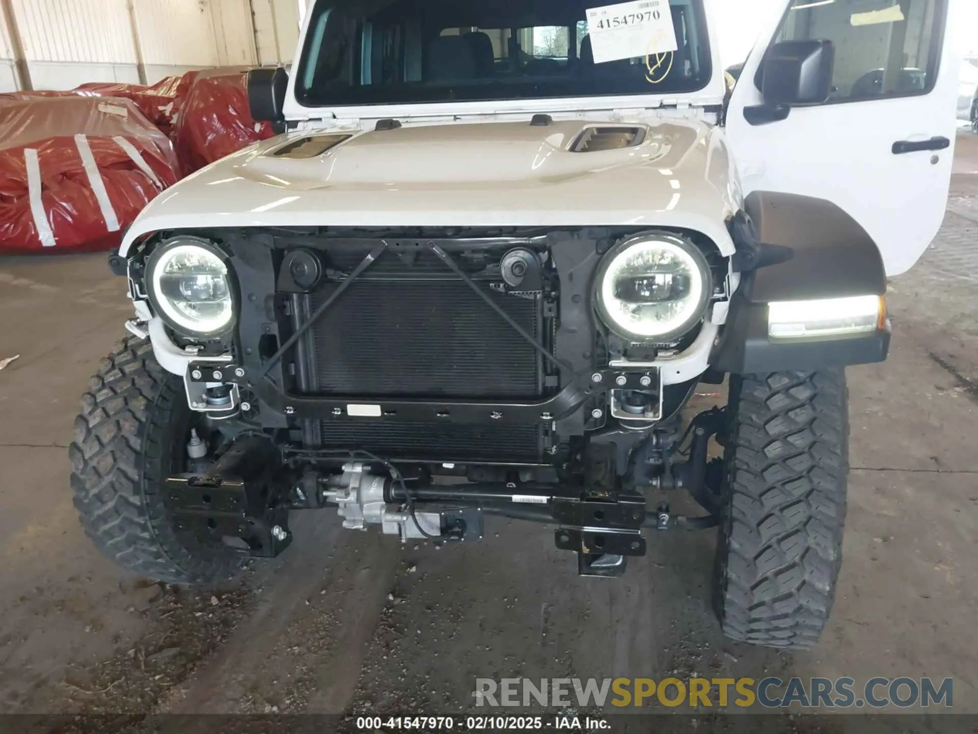 6 Photograph of a damaged car 1C6JJTBG0RL107582 JEEP GLADIATOR 2024