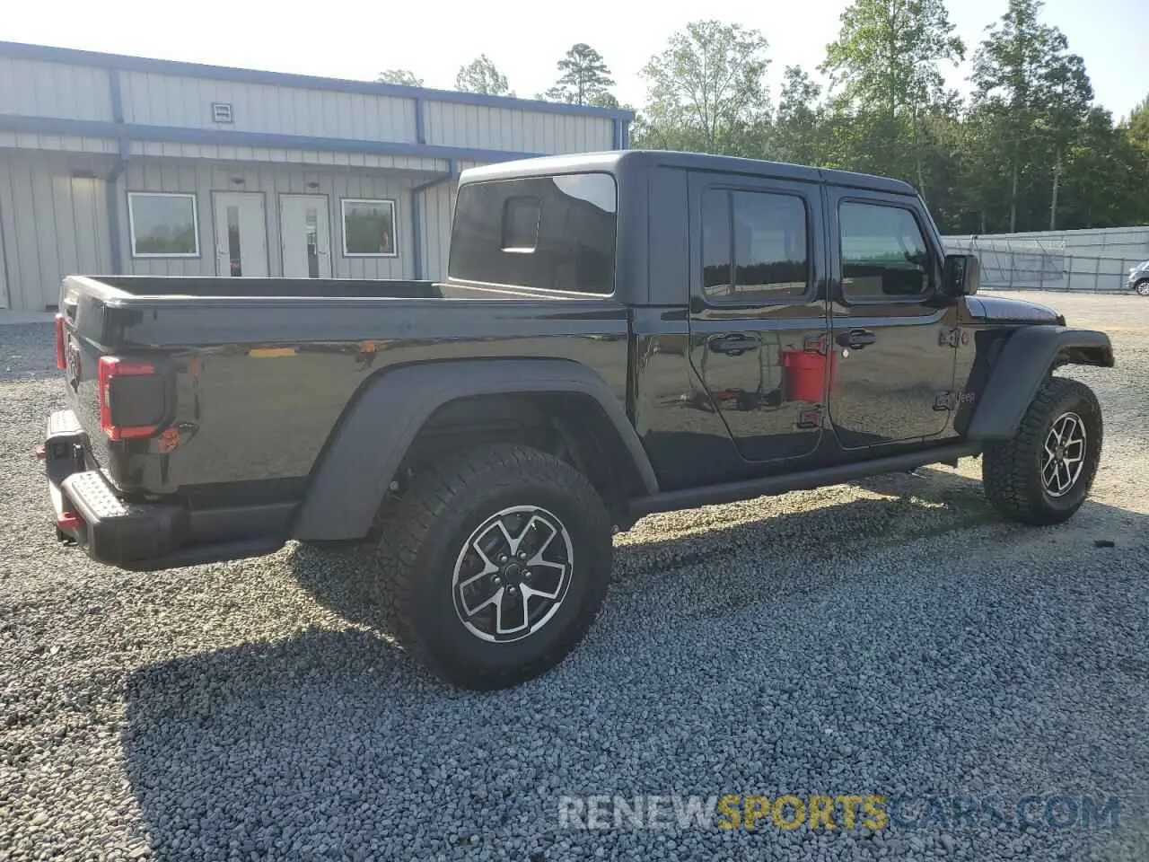 3 Photograph of a damaged car 1C6JJTBG3RL104773 JEEP GLADIATOR 2024