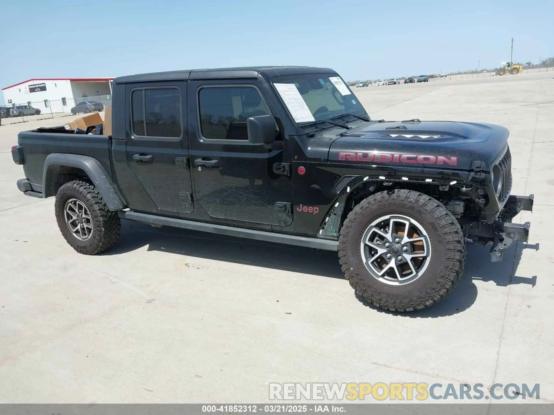 13 Photograph of a damaged car 1C6JJTBG5RL114723 JEEP GLADIATOR 2024