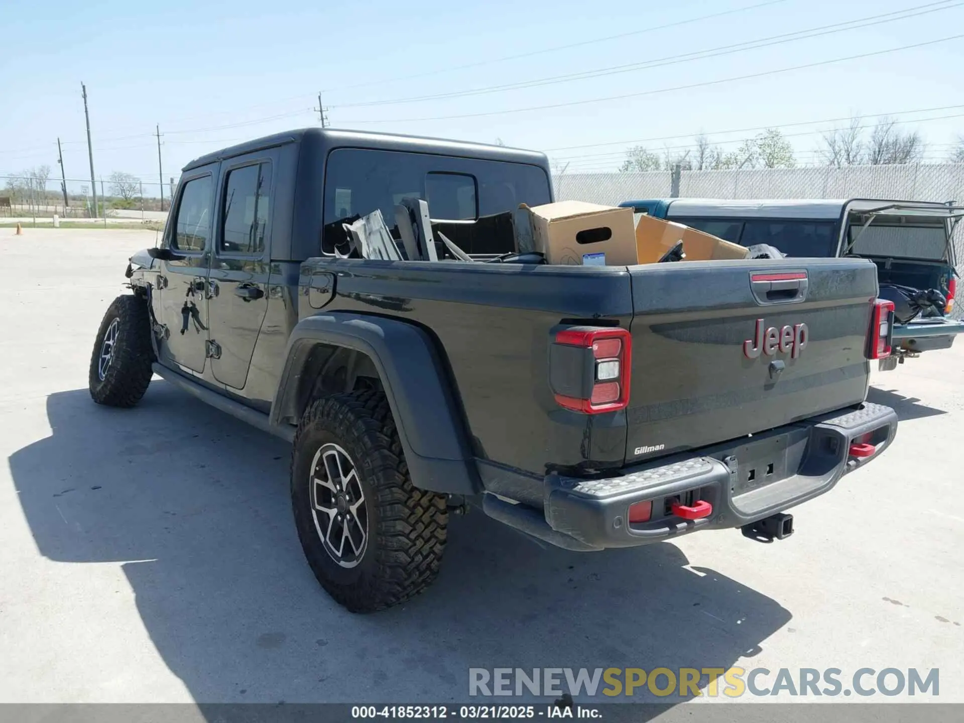 3 Photograph of a damaged car 1C6JJTBG5RL114723 JEEP GLADIATOR 2024
