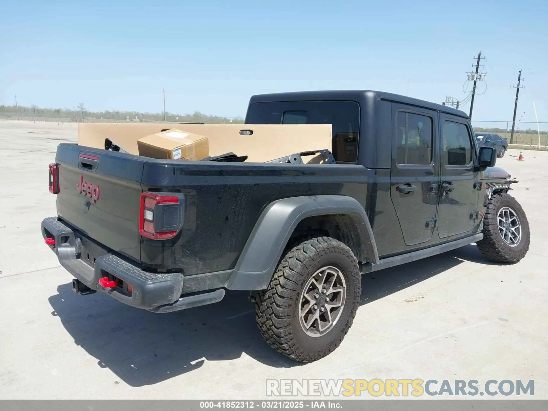 4 Photograph of a damaged car 1C6JJTBG5RL114723 JEEP GLADIATOR 2024