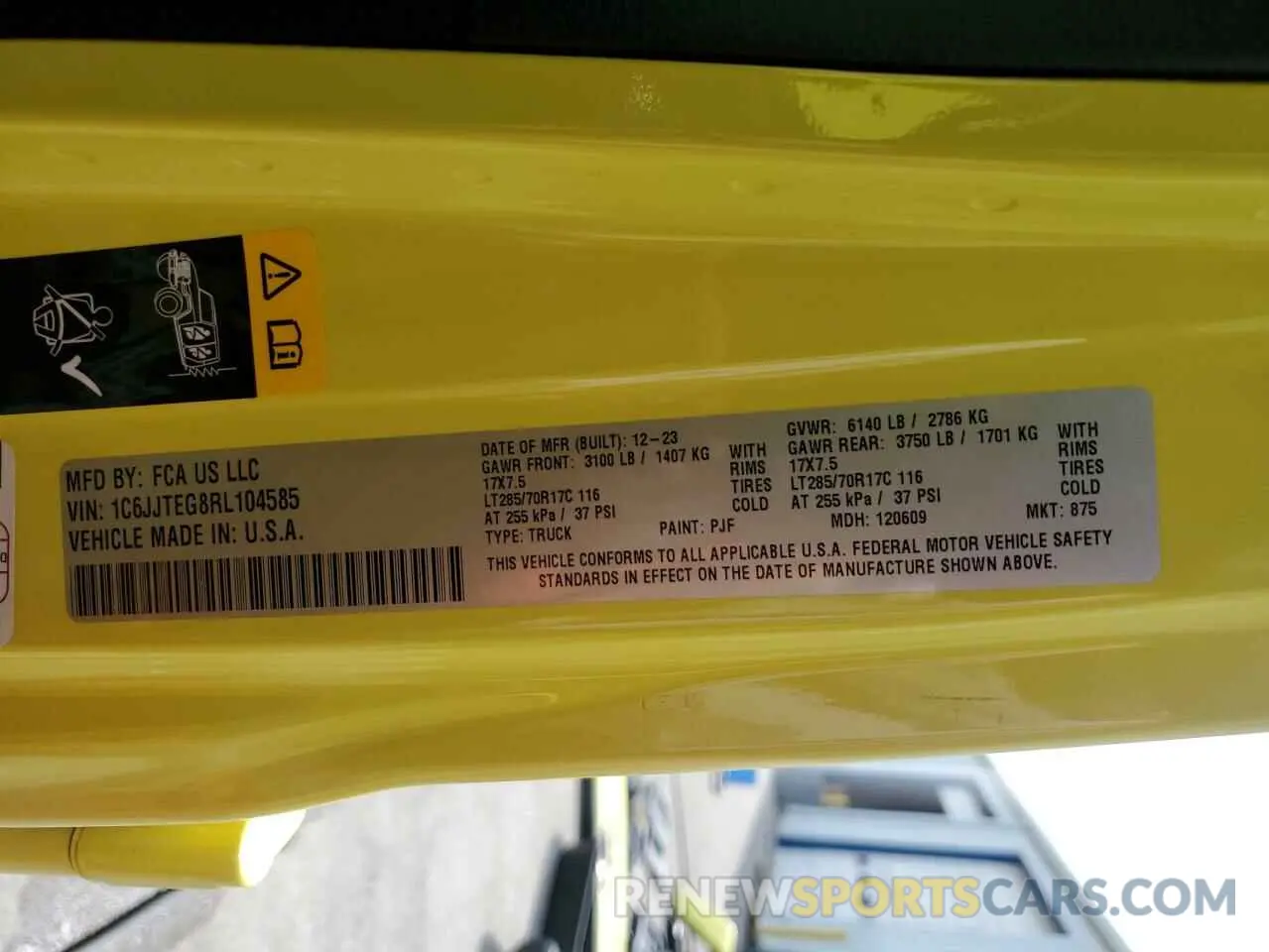 14 Photograph of a damaged car 1C6JJTEG8RL104585 JEEP GLADIATOR 2024