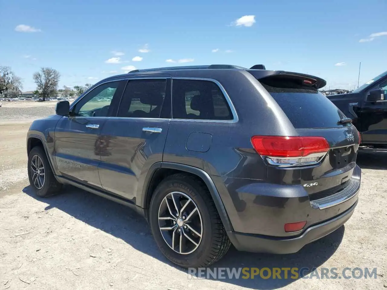 2 Photograph of a damaged car 1C4RJFBG1HC948421 JEEP GRAND CHER 2017